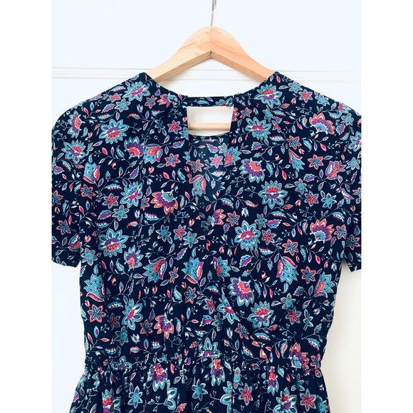 🌷Blue Parsley dress - Picture 2 of 6